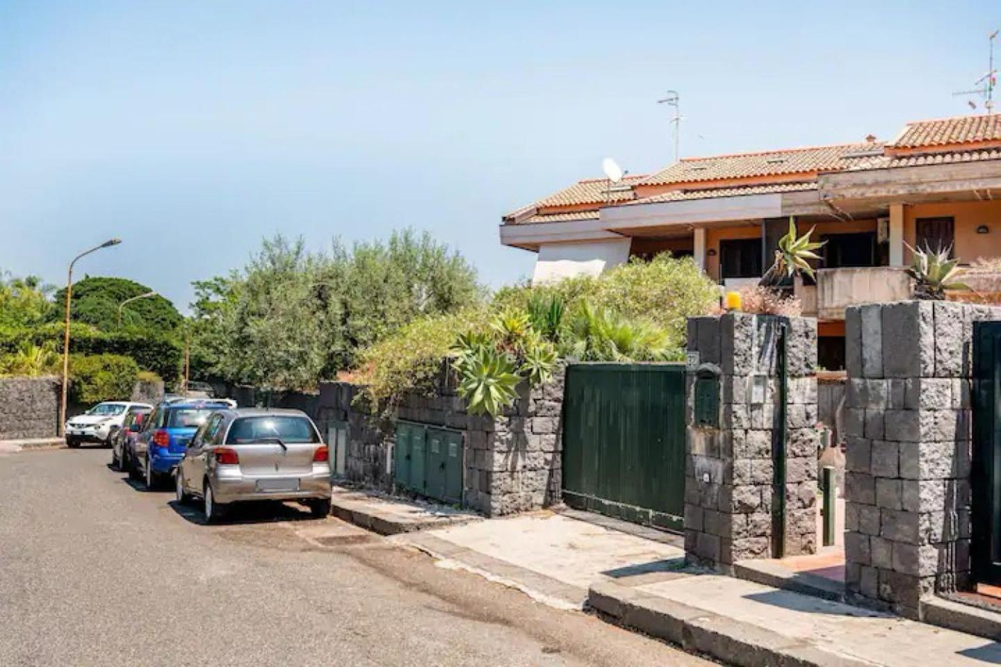 Serena Mulinia Garden Acireale Exterior foto